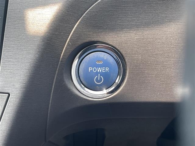Toyota PRIUS 2013 8340215-1