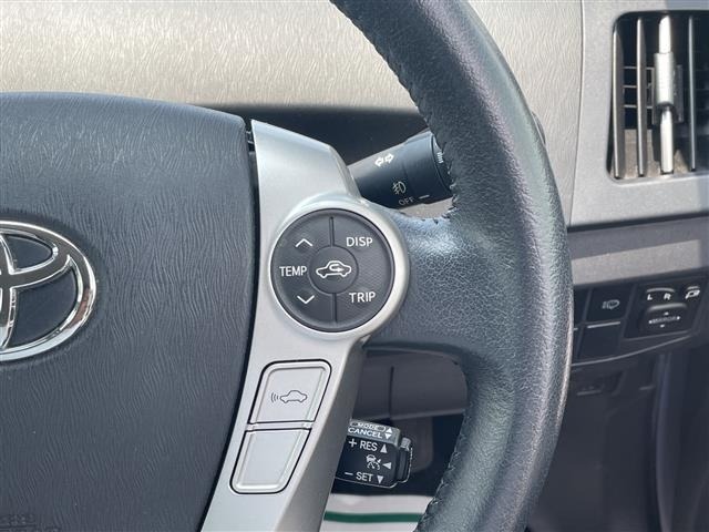 Toyota PRIUS 2013 8340215-5