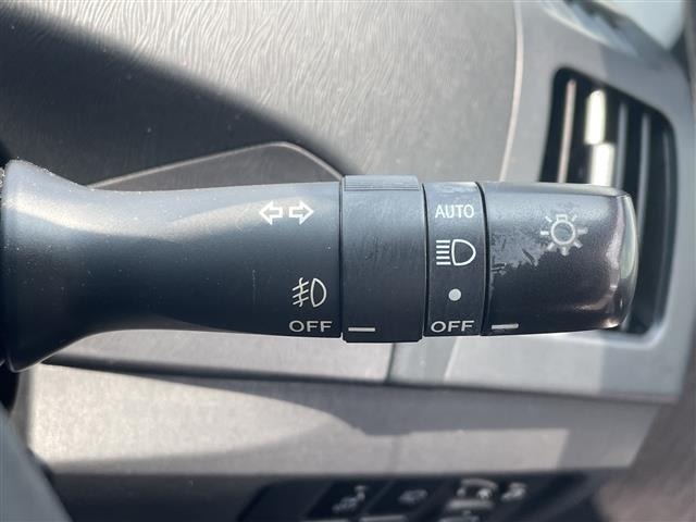 Toyota PRIUS 2013 8340215-8
