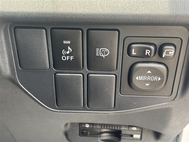 Toyota PRIUS 2013 8340215-9