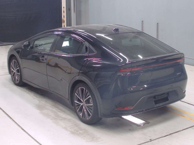 Toyota PRIUS 2023 8340269-6