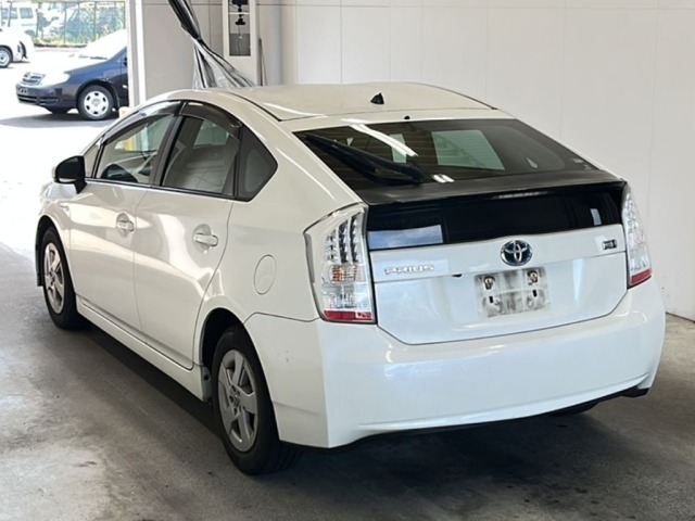 Toyota PRIUS 2011 8340276-5