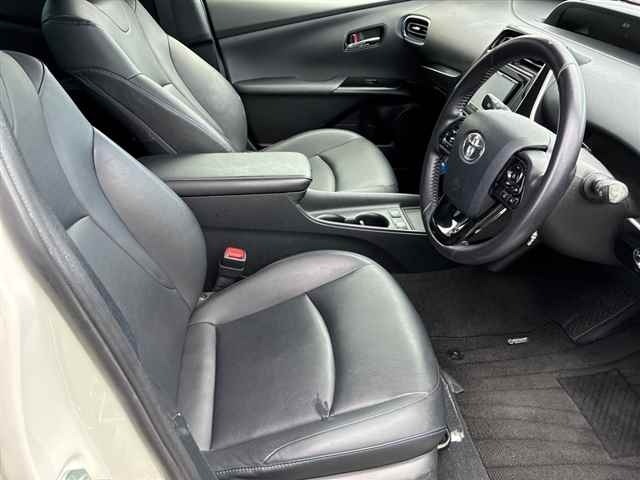 Toyota PRIUS 2019 8340279-7