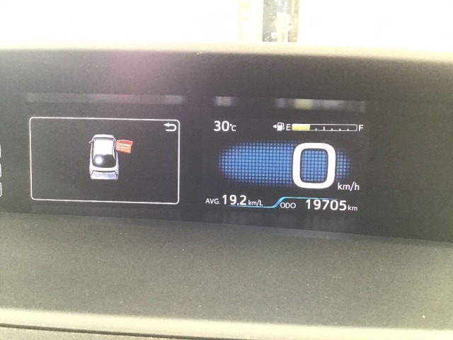 Toyota PRIUS 2017 8340283-8