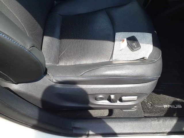 Toyota PRIUS 2019 8340286-10