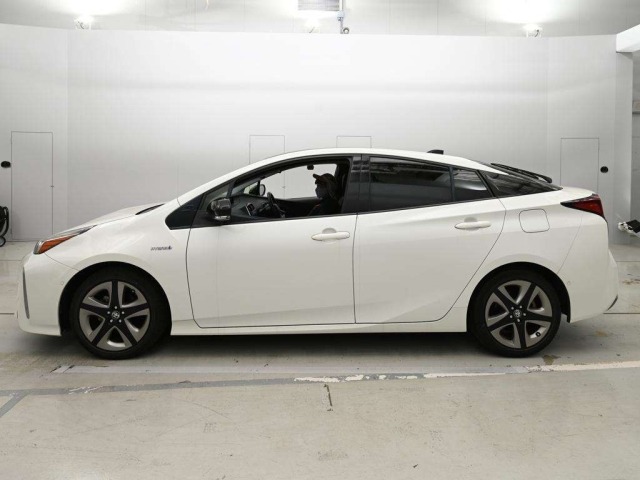 Toyota PRIUS 2019 8340286-4