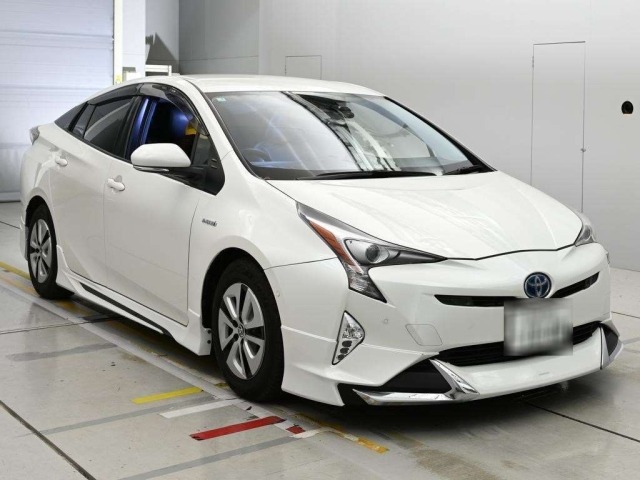Toyota PRIUS 2016 8340287-5