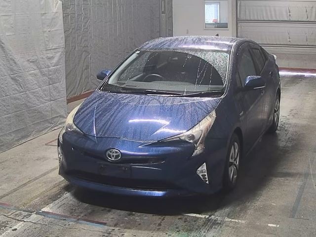 Toyota PRIUS 2016 8340302-0