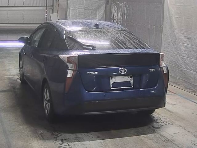 Toyota PRIUS 2016 8340302-8