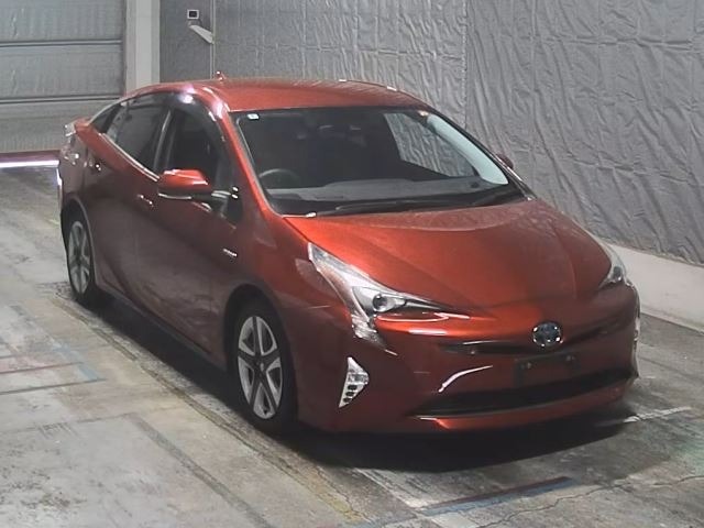 Toyota PRIUS 2016 8340304-7