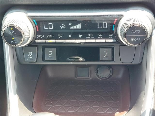 Toyota RAV4 2019 8348474-13