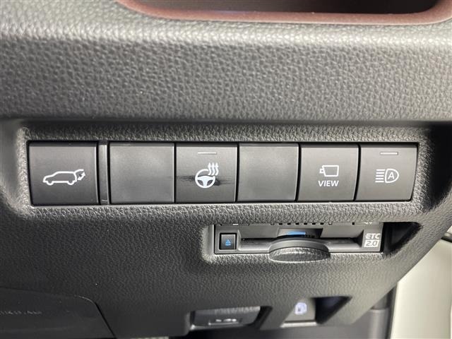 Toyota RAV4 2022 8348475-12