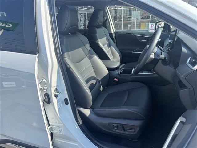 Toyota RAV4 2023 8348477-22