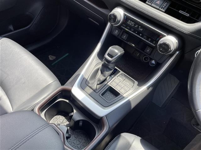 Toyota RAV4 2020 8348478-2