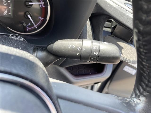 Toyota RAV4 2020 8348478-9
