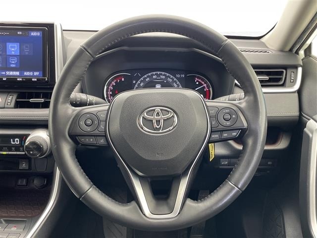 Toyota RAV4 2021 8348479-1