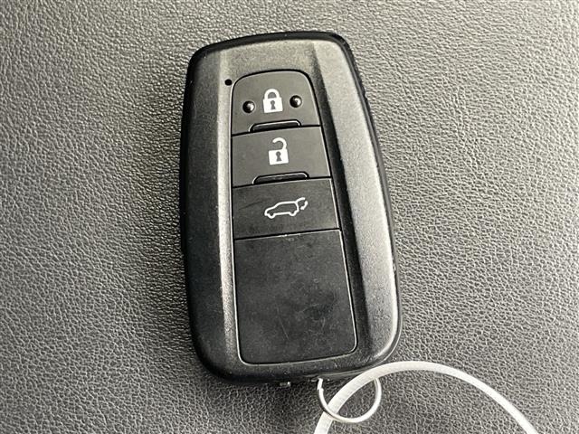 Toyota RAV4 2021 8348479-12