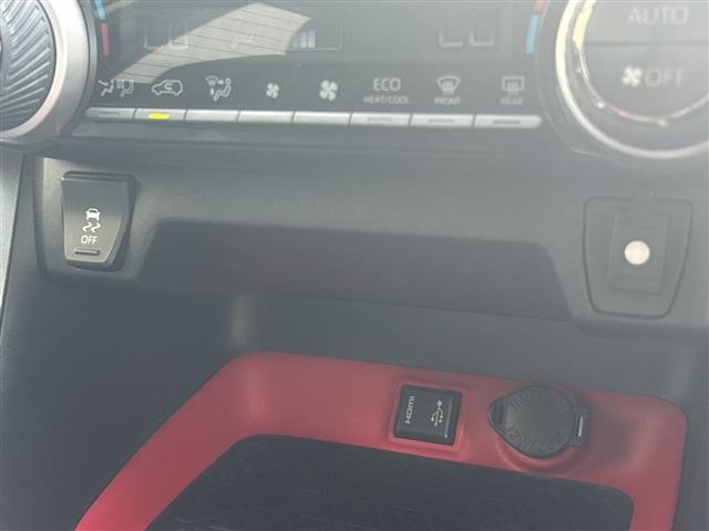 Toyota RAV4 2021 8348482-11
