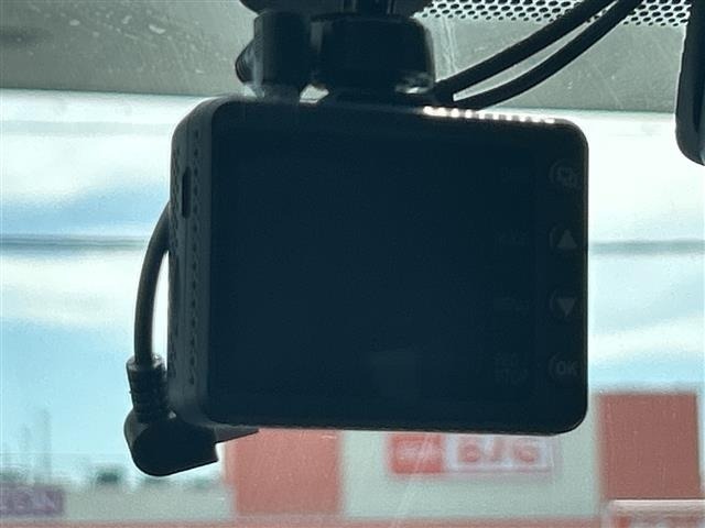 Toyota RAV4 2021 8348482-15