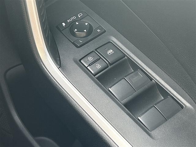 Toyota RAV4 2021 8348482-2