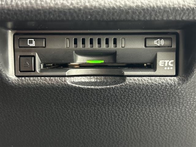 Toyota RAV4 2021 8348490-19