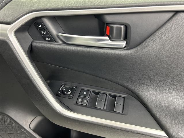 Toyota RAV4 2020 8348491-8