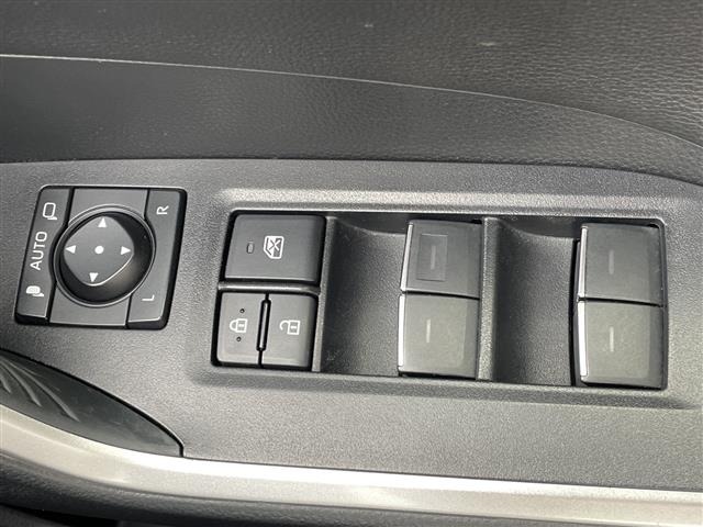 Toyota RAV4 2023 8348494-4