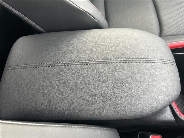 Toyota RAV4 2021 8348495-10