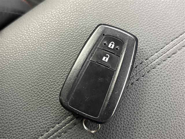Toyota RAV4 2023 8348497-12