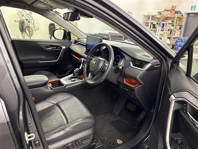 Toyota RAV4 2023 8348498-22
