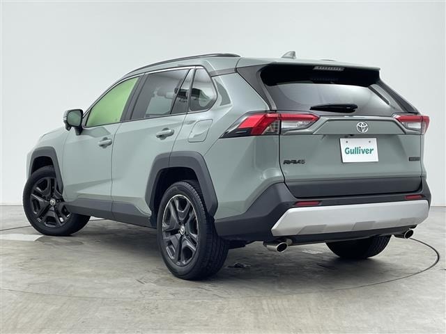 Toyota RAV4 2023 8348501-2
