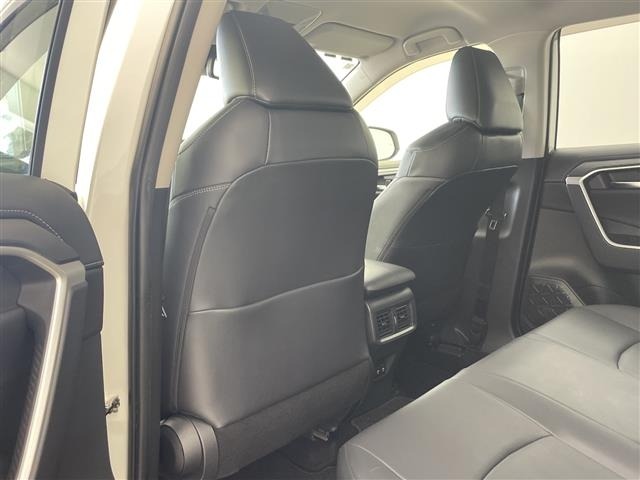 Toyota RAV4 2019 8348502-10