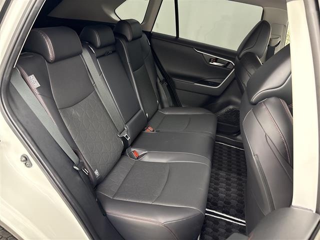 Toyota RAV4 2023 8348503-2