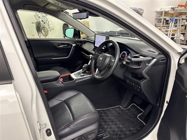 Toyota RAV4 2023 8348503-22