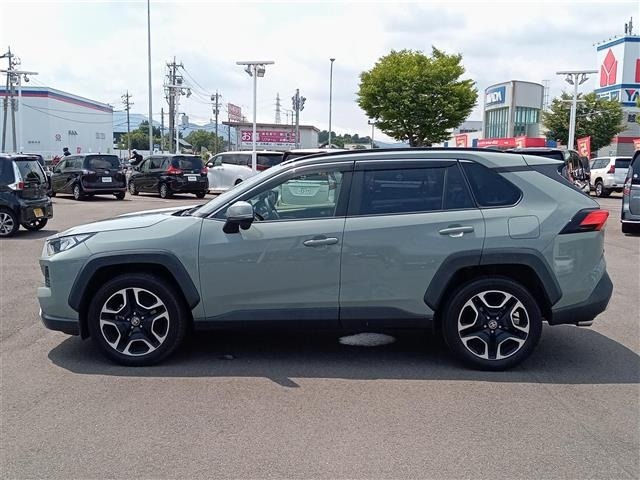 Toyota RAV4 2020 8348504-12