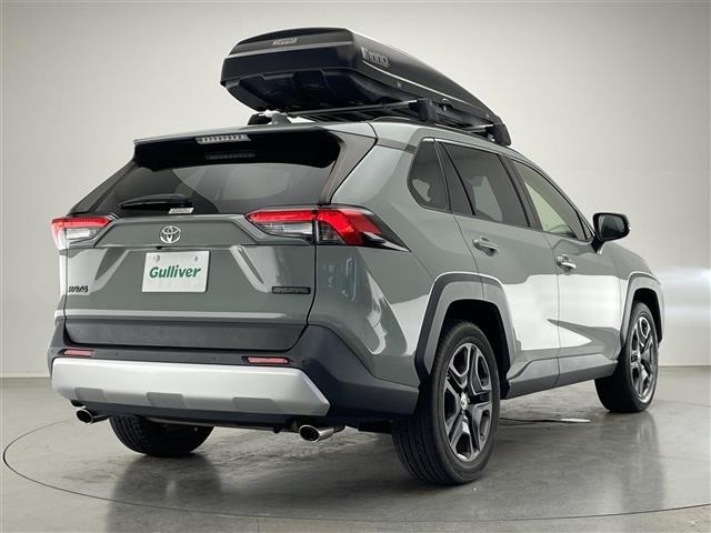Toyota RAV4 2022 8348507-13