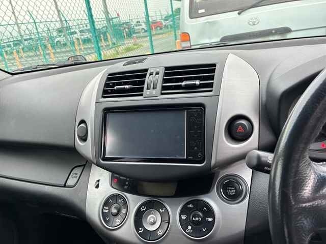 Toyota RAV4 2008 8348510-6