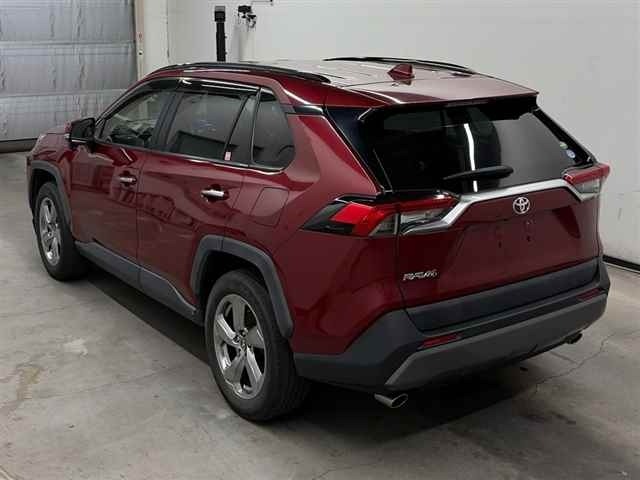 Toyota RAV4 2019 8348511-1