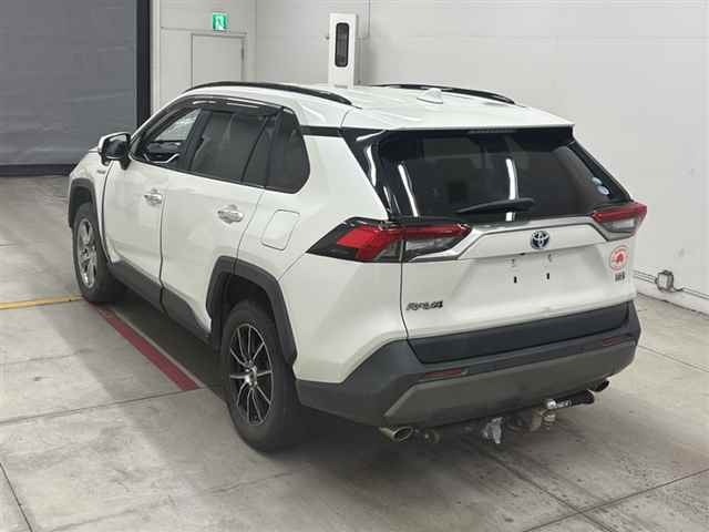 Toyota RAV4 2019 8348512-1