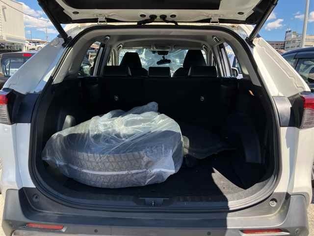Toyota RAV4 2019 8348512-10