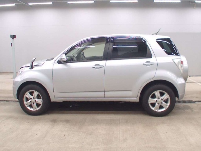 Toyota RUSH 2016 8341709-4