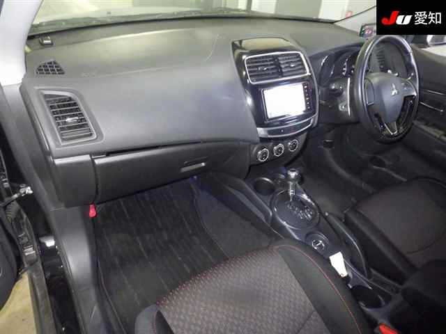 Mitsubishi RVR 2017 8345823-3