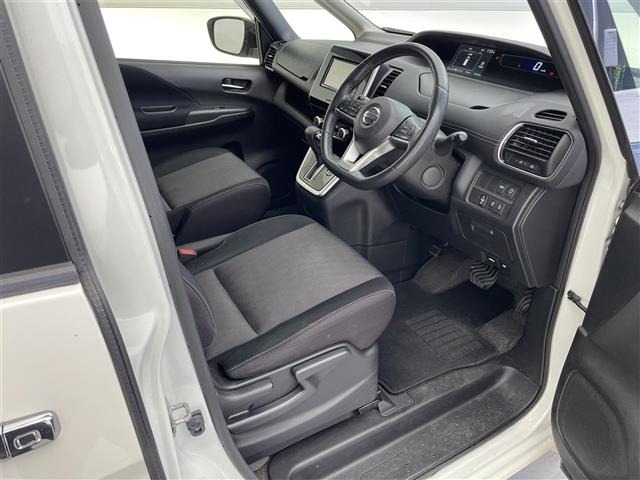Nissan SERENA 2017 8344561-2