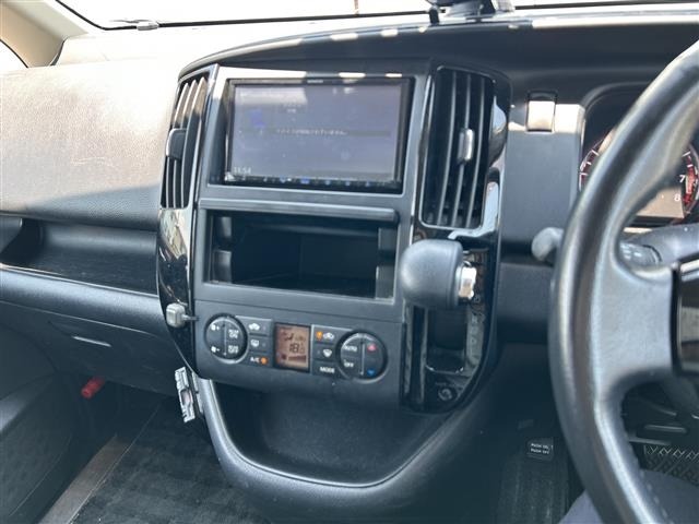 Nissan SERENA 2010 8344674-12