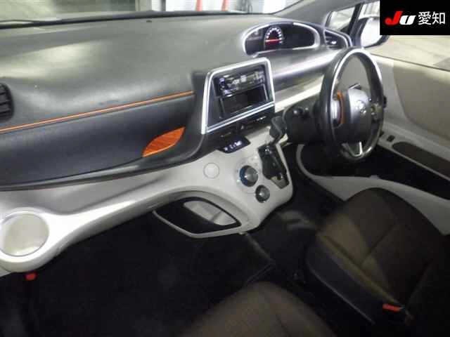 Toyota SIENTA 2021 8345200-3