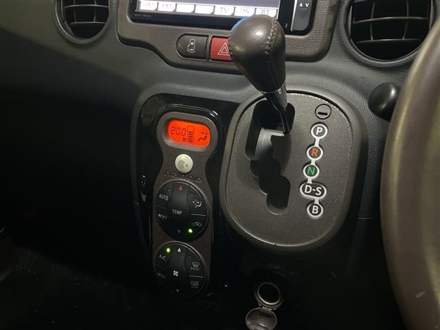 Toyota SPADE 2012 8341267-3