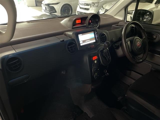 Toyota SPADE 2012 8341267-7
