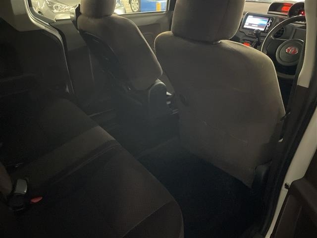 Toyota SPADE 2012 8341267-8
