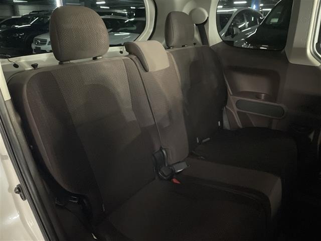 Toyota SPADE 2012 8341267-9