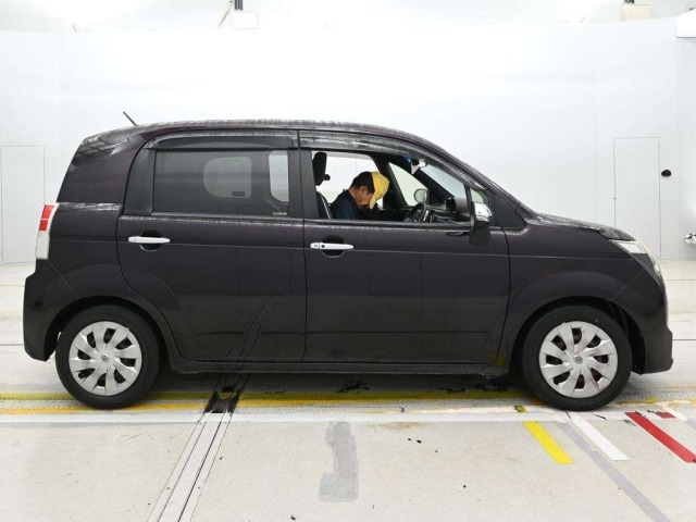 Toyota SPADE 2016 8341274-3
